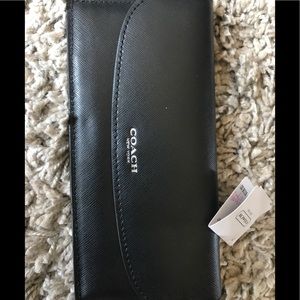 Coach NWT F50428 Darcy Leather Soft Wallet